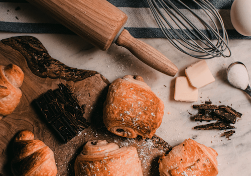 4 Delicious Sugar Substitutes For Healthy Home Baking