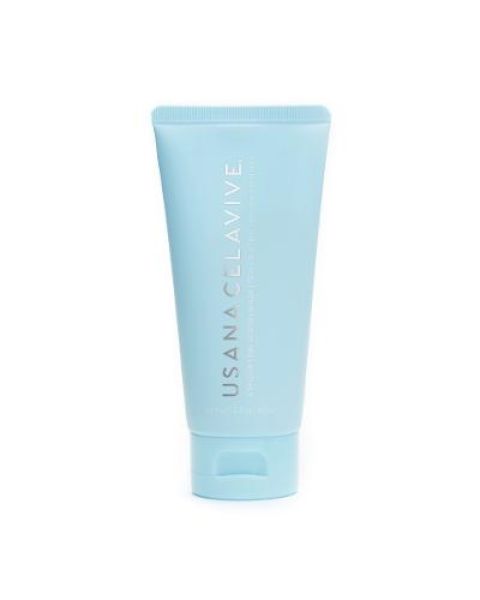 alt Exfoliante y mascarilla Celavive® Exfoliating Scrub + Mask text
